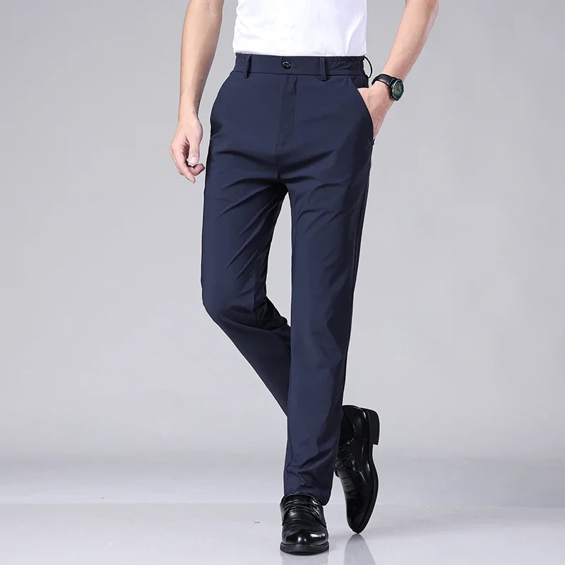 Pantalón casual ligero con cintura elástica